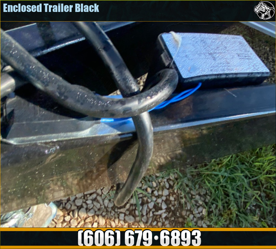 Enclosed_Trailer_Tandem_Axle